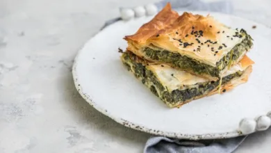 Klasik Lezzet: Çıtır Çıtır Ispanaklı Börek Tarifi